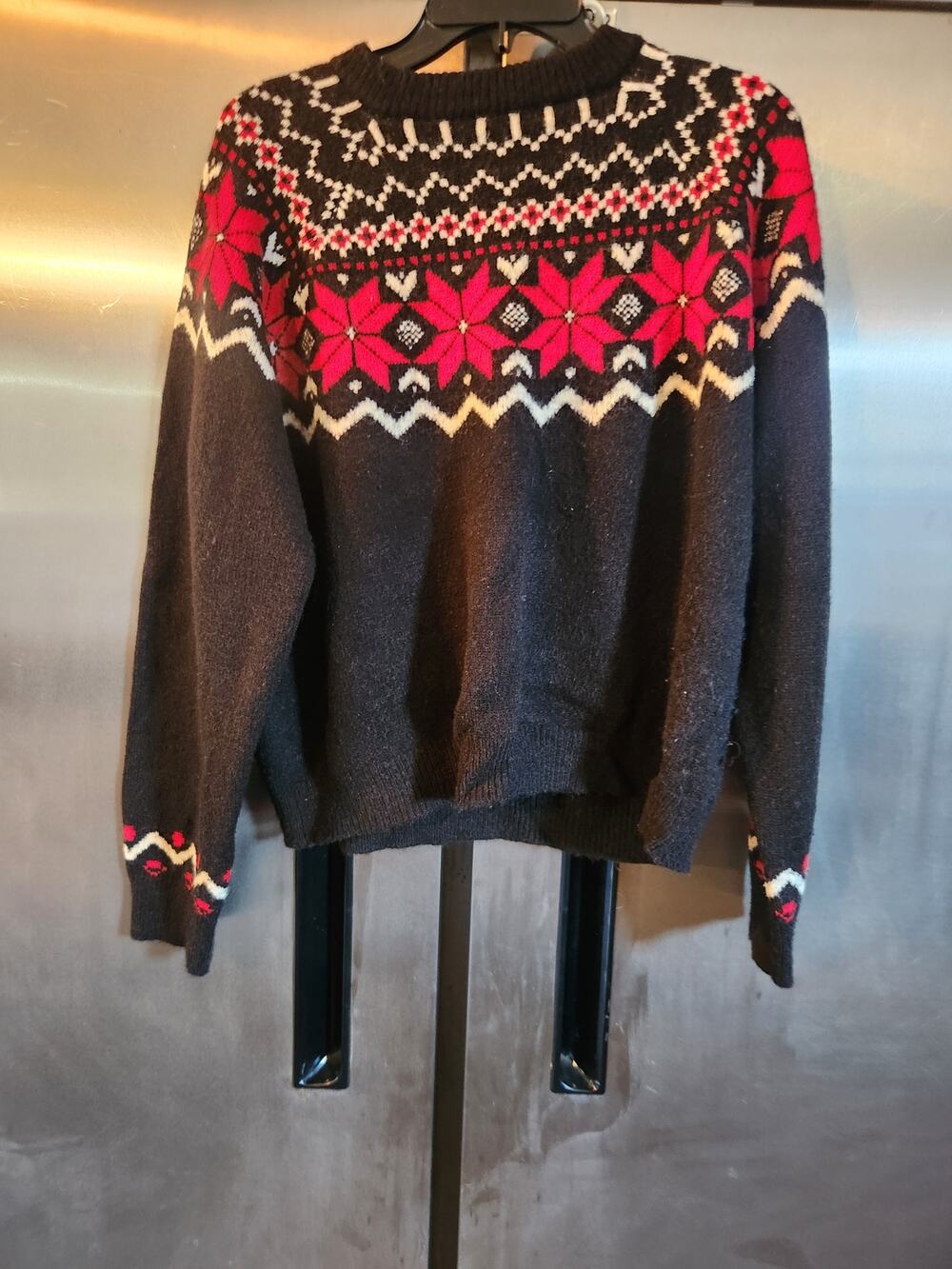 Shein Black Fair Isle Snowflake Crew Neck Sweater Only 1 in stock Size XL